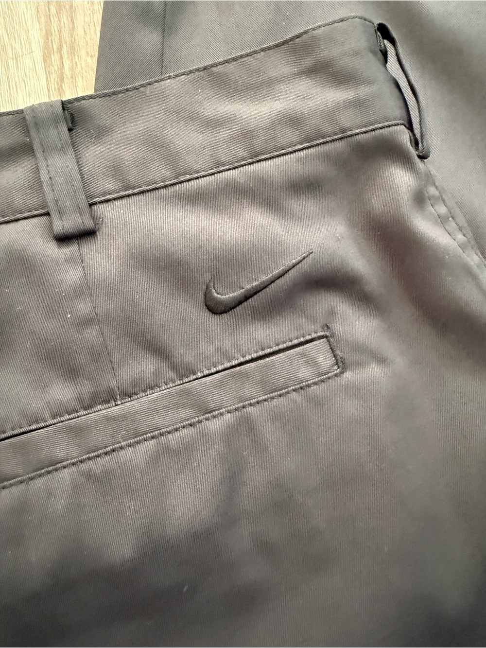 Nike Men's dry fit golf Pants – Classic Straight Fit - Picture 4 of 4